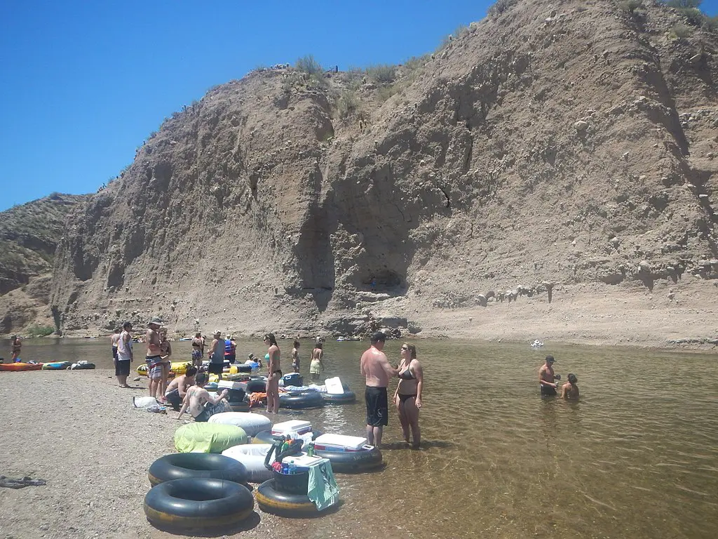 tubing the salt river in arizona