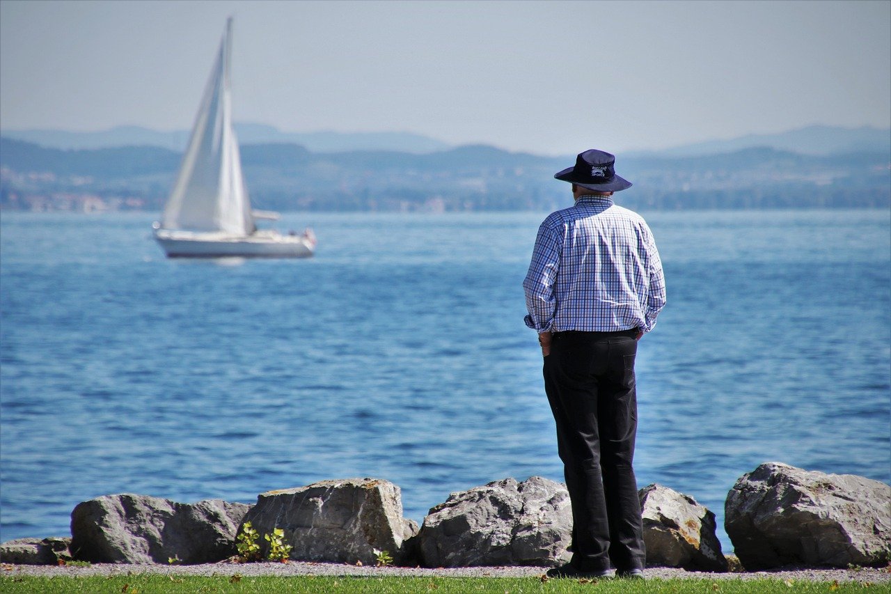 what is a retirement plan trust, old many watching a sail boat