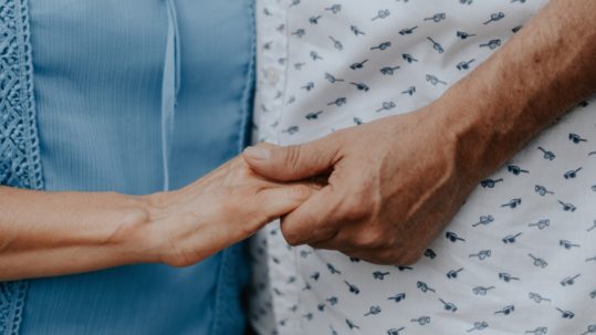 what is an advance directive -- an older man and woman holding hands