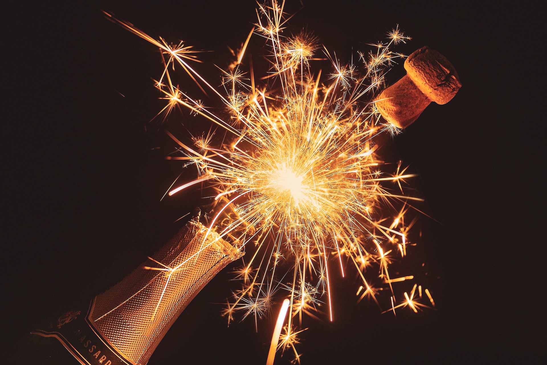 arizona new year's eve 2022 - popped champagne a sparkler