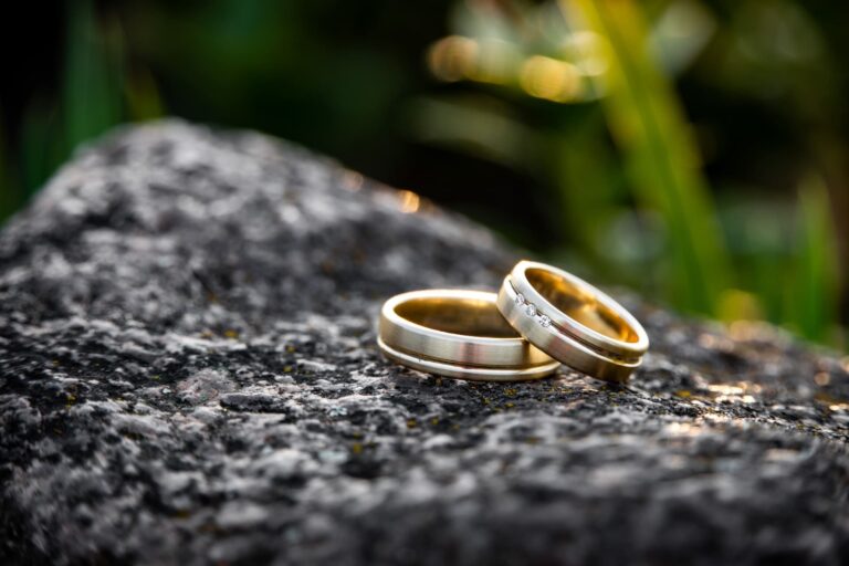 Joint Tenancy vs Community Property with the Right of Survivorship in Arizona