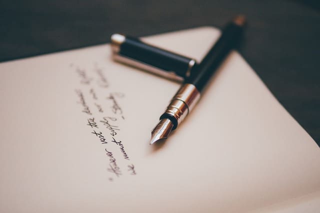 Is a Handwritten Will Valid in Arizona?